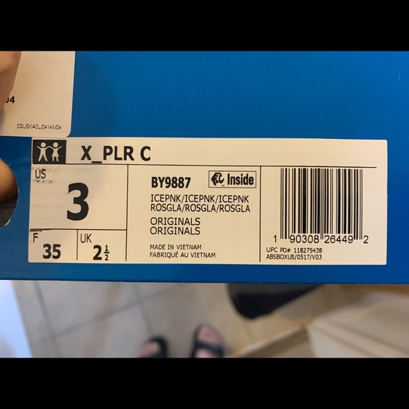 Adidas - Picture 3 of 7